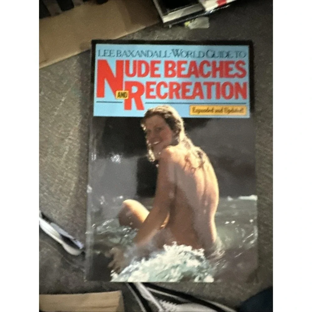 Vintage World Guide to Nude Beaches and Recreation Lee Baxandall 1983 Harmony